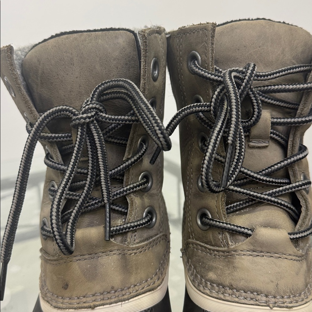 Sorel Olive Green and Black Lace-Up Duck Booties with Gray Cuff - Picture 10 of 13